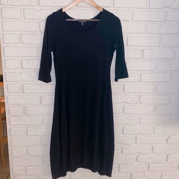 Eileen Fisher Dresses & Skirts - Eileen Fisher black 1/2 sleeve dress size medium.